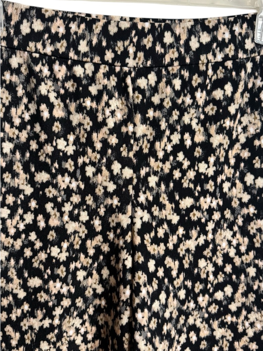 Isaac Mizrahi Black Floral Wide Leg Palazzo Pants    SMALL/MED        Bin  #10 - Picture 2 of 8